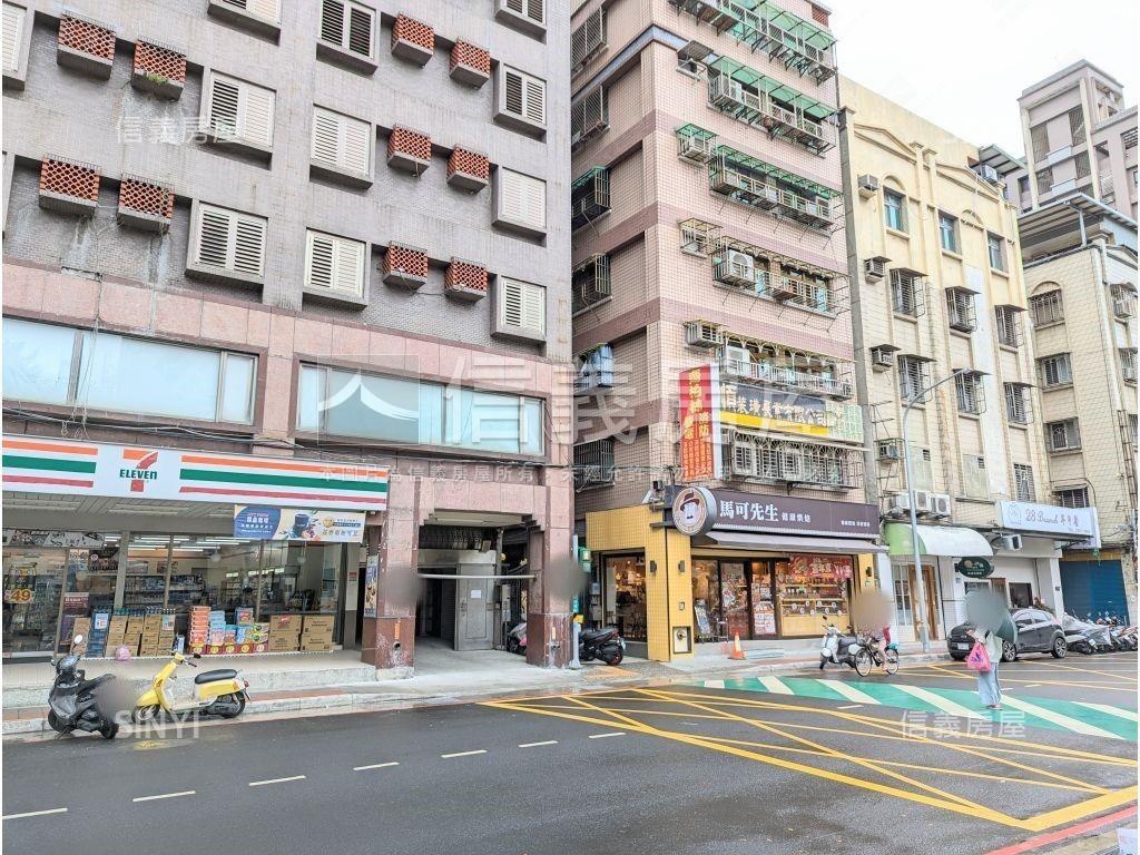 碧華國小校門人潮金店房屋室內格局與周邊環境