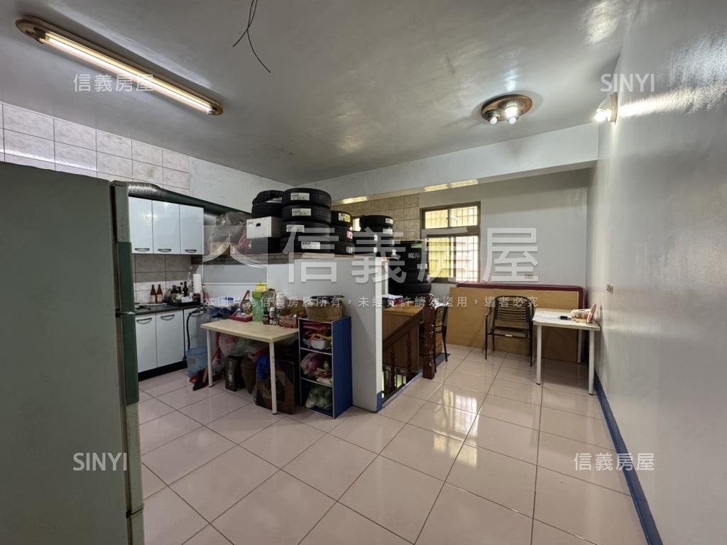 觀音工業區第一排透天店面房屋室內格局與周邊環境