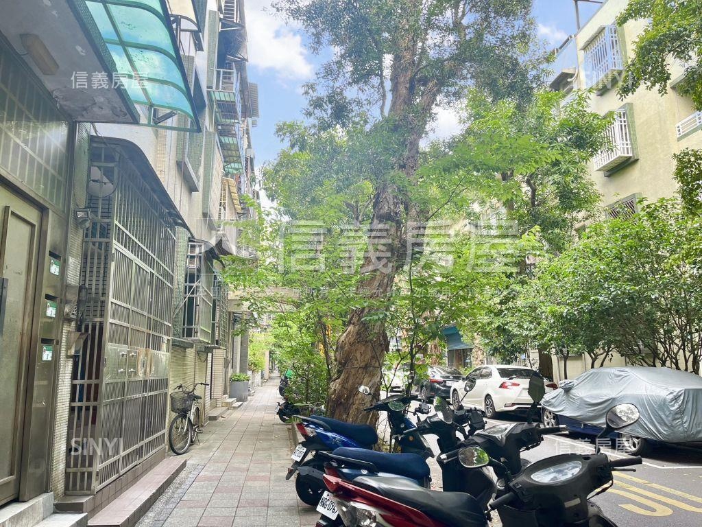 公教住宅林蔭角間一樓房屋室內格局與周邊環境