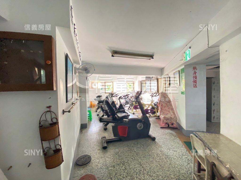 正三民路黃金店面房屋室內格局與周邊環境