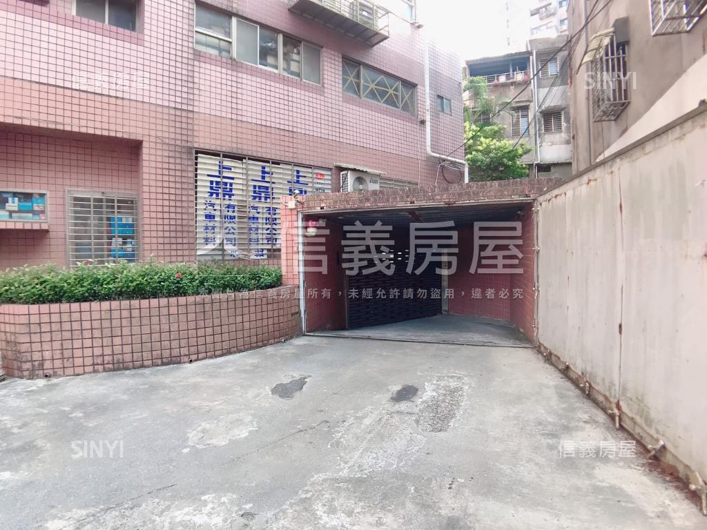 大吉大利成家一房車位房屋室內格局與周邊環境