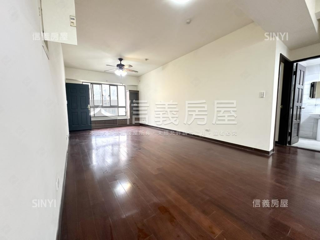 逢甲地中海高樓子母車位房屋室內格局與周邊環境