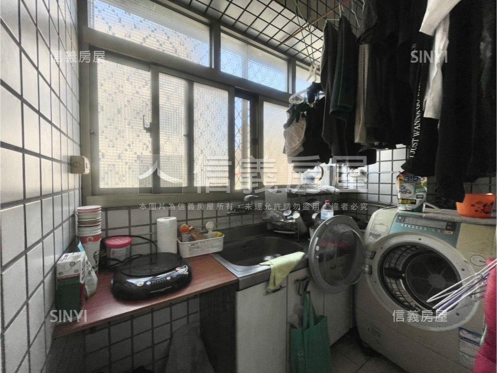 信義小資美三房房屋室內格局與周邊環境