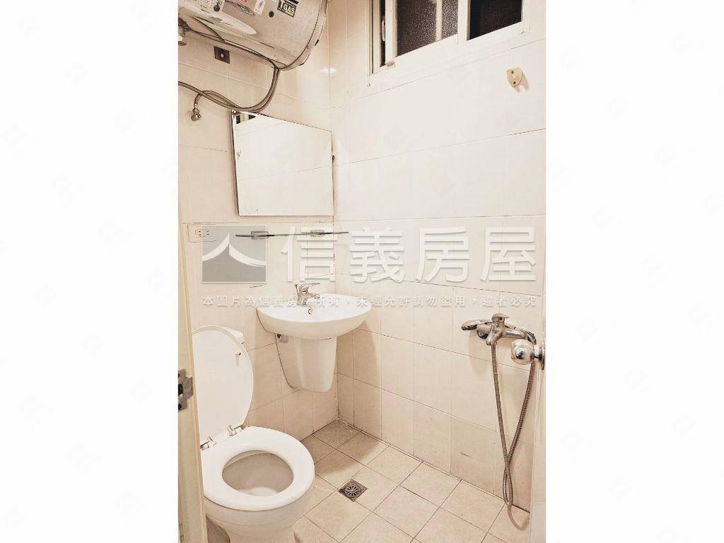 近新台五麥當勞美寓房屋室內格局與周邊環境
