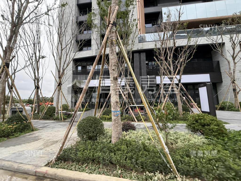 雍悅一方Ｃ２棟第２２樓房屋室內格局與周邊環境