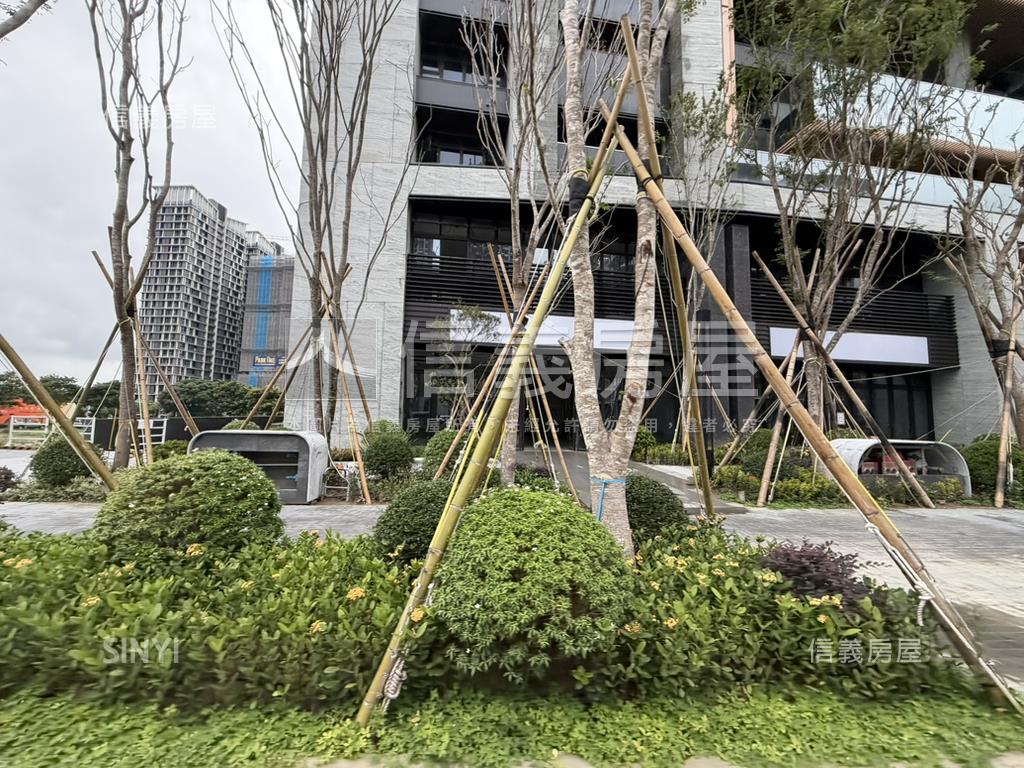 雍悅一方Ｃ２棟第２２樓房屋室內格局與周邊環境