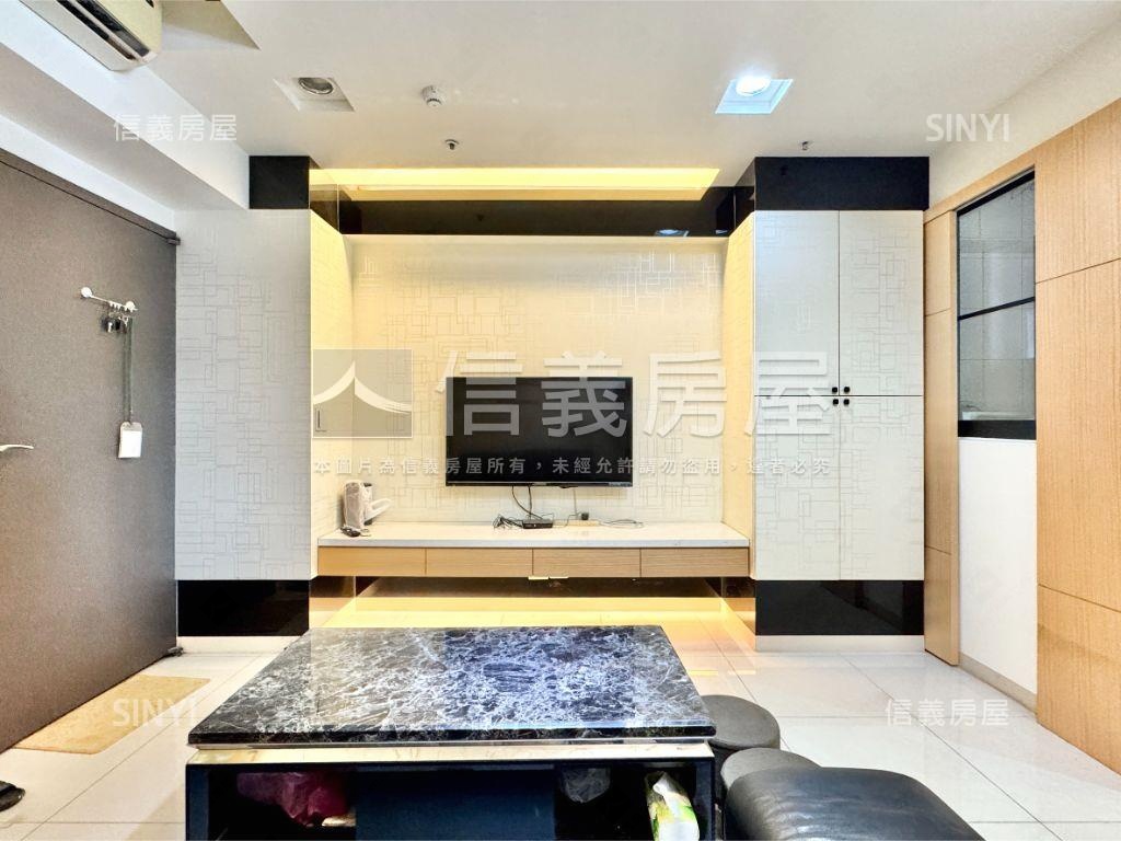天璽高樓景觀兩房房屋室內格局與周邊環境