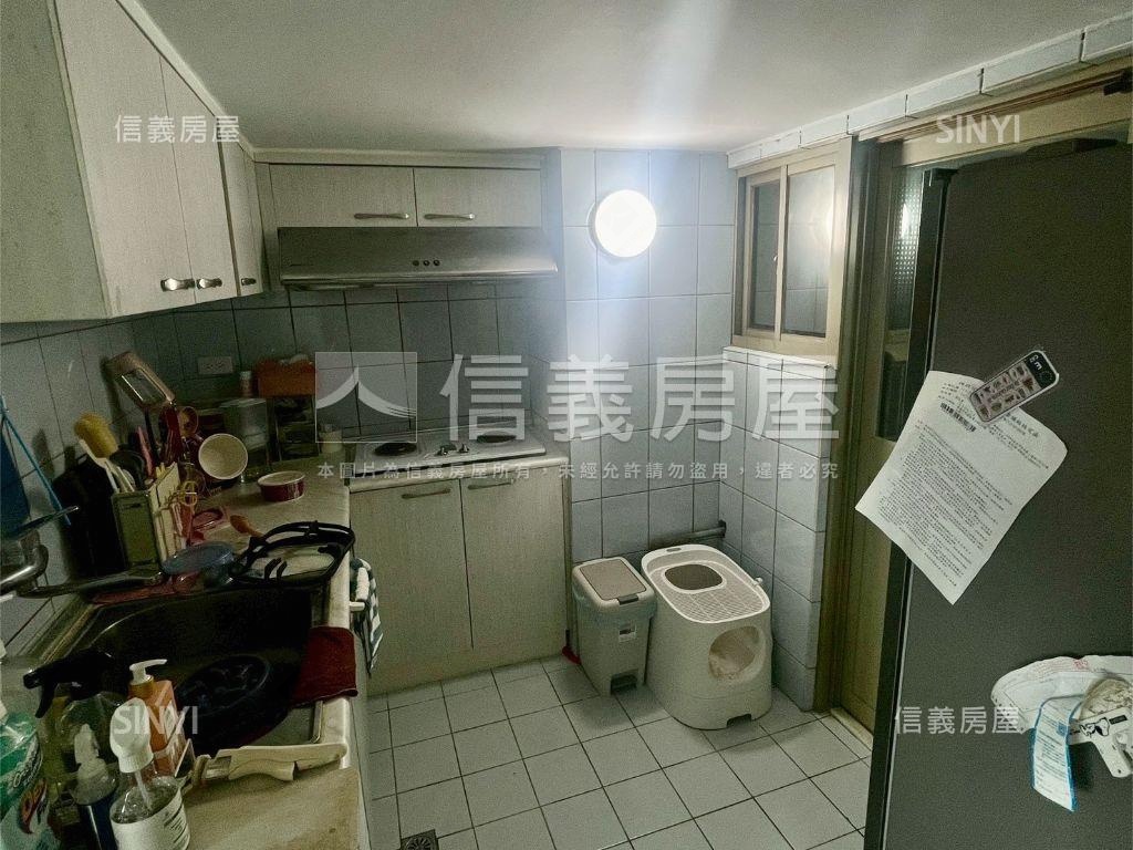 寶山名邸屋房屋室內格局與周邊環境
