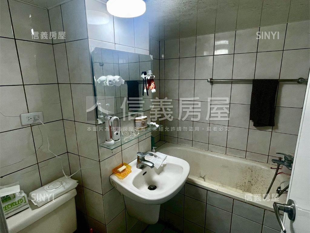 寶山名邸屋房屋室內格局與周邊環境