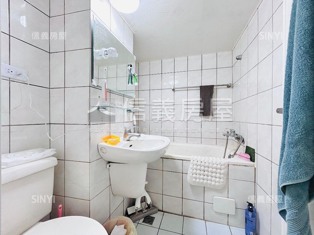 寶山名邸屋房屋室內格局與周邊環境