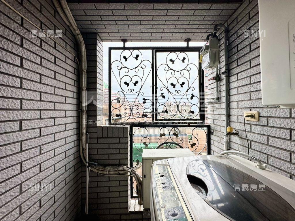 捷運星光大道電梯一房房屋室內格局與周邊環境