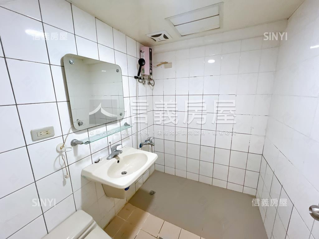 大鎮江山兩房房屋室內格局與周邊環境