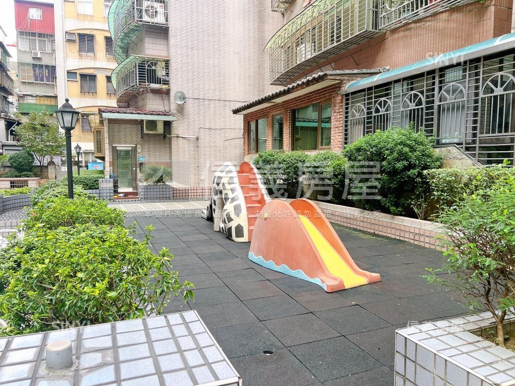 大鎮江山兩房房屋室內格局與周邊環境