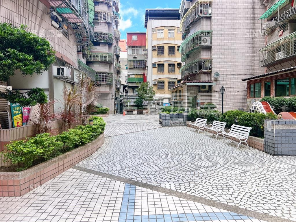 大鎮江山兩房房屋室內格局與周邊環境