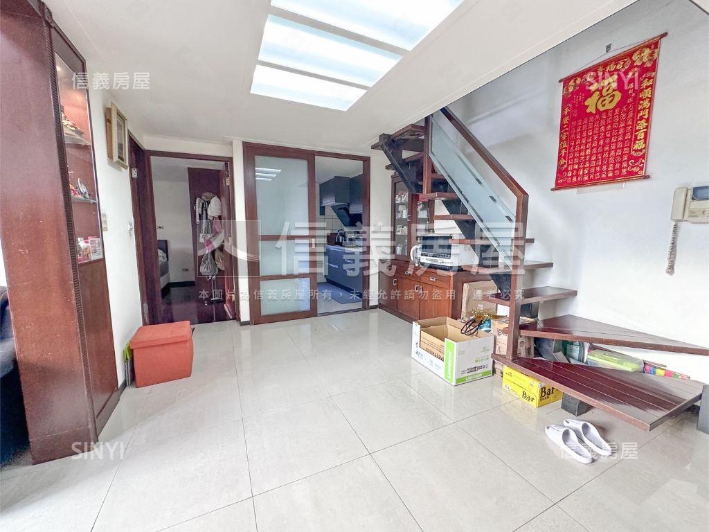專任！Ｍｅ時代景觀成家宅房屋室內格局與周邊環境