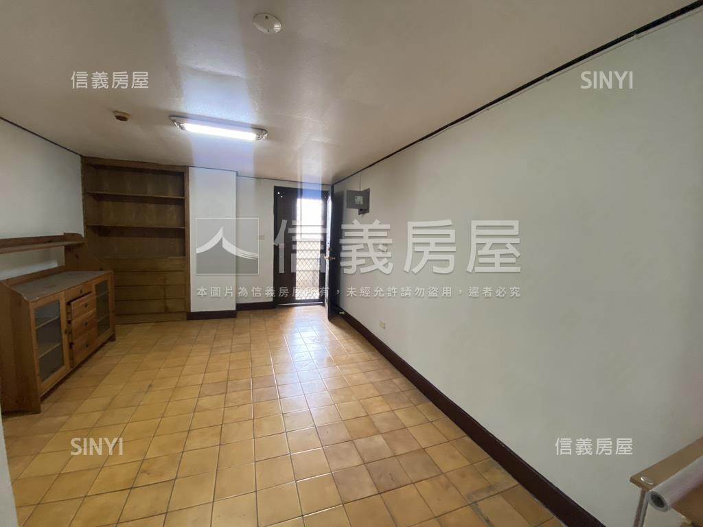 近員林客運２房房屋室內格局與周邊環境