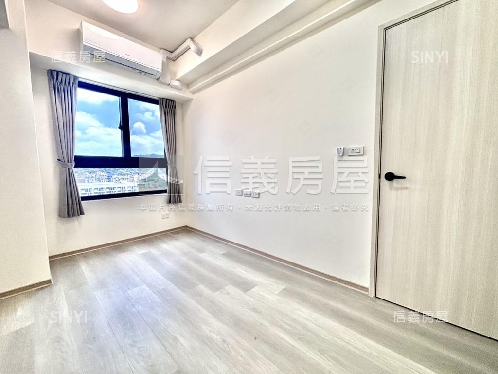 北屯２房雙衛平車有充電樁房屋室內格局與周邊環境