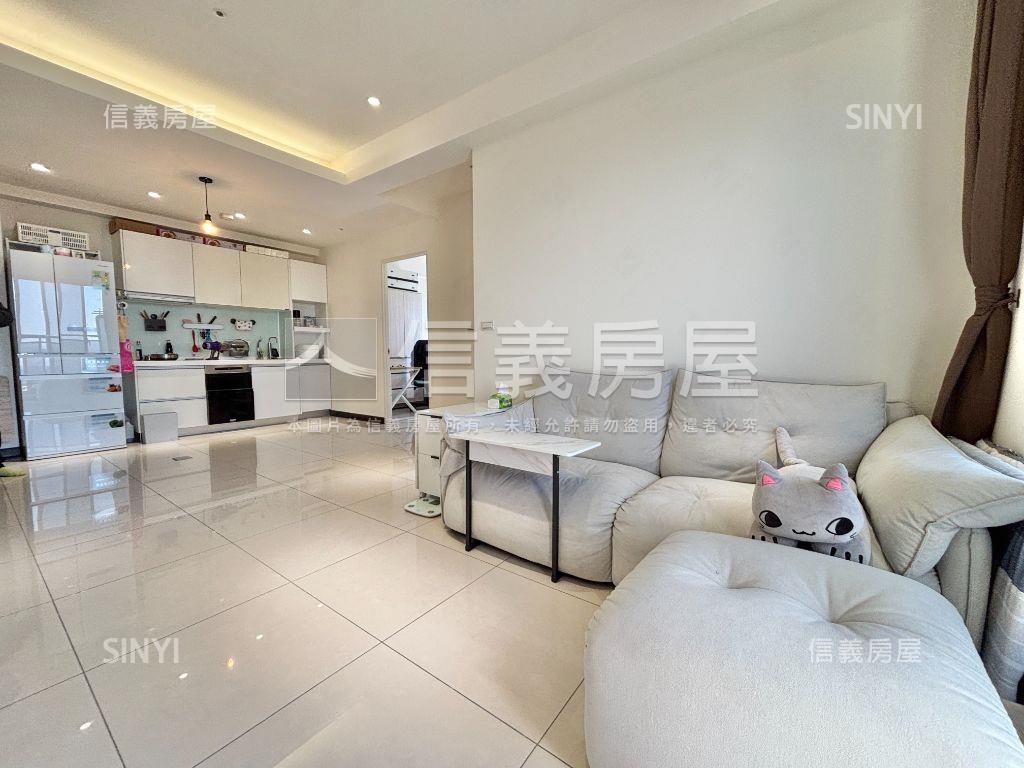 康橋面河畔美２房獨立車位房屋室內格局與周邊環境