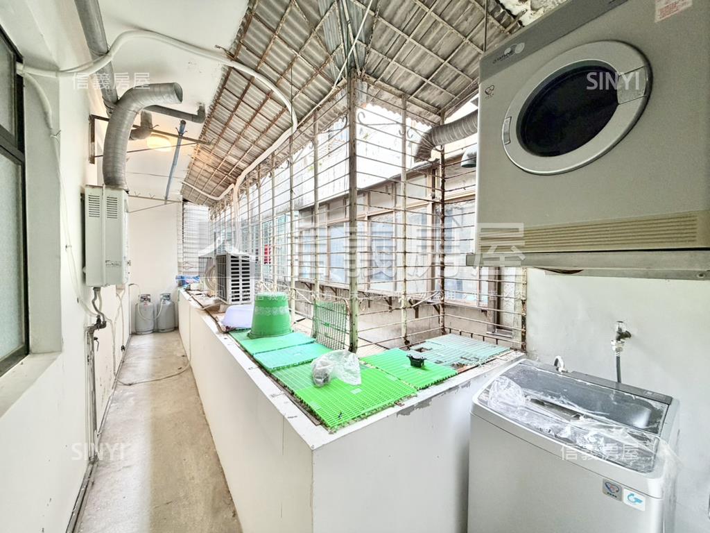 圓通路天空之城５５６６房屋室內格局與周邊環境