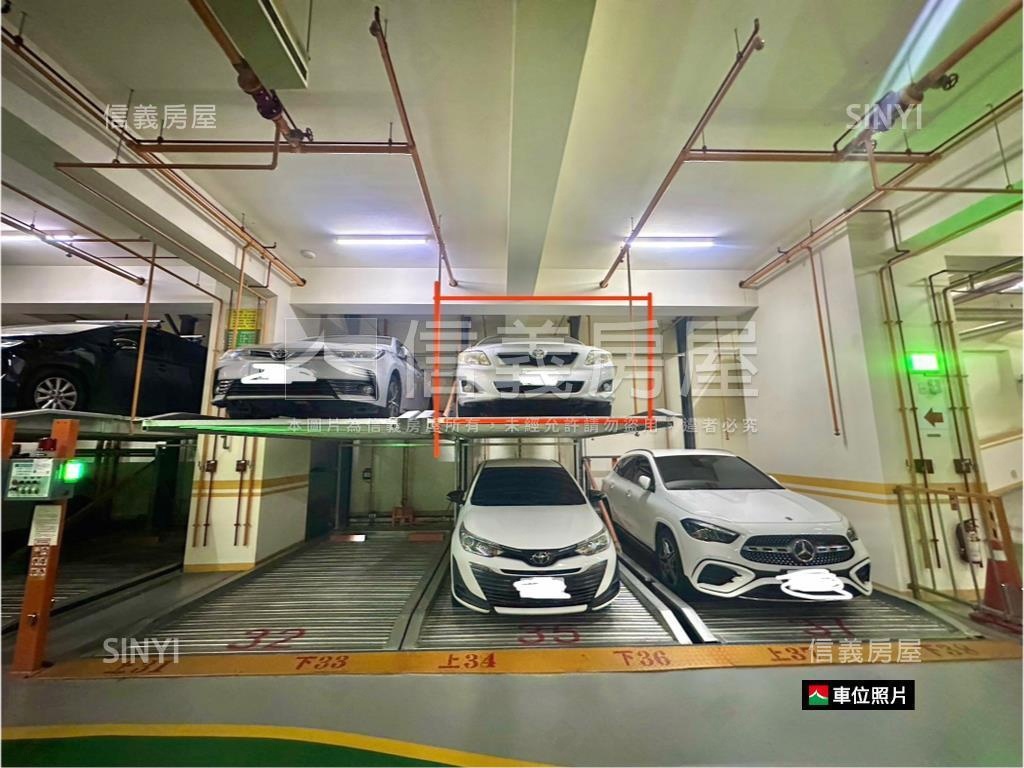 巨蛋泰暘彩虹三房車位房屋室內格局與周邊環境