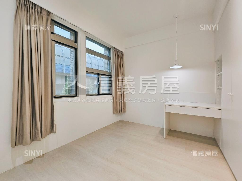 中山國中美裝黃金三樓房屋室內格局與周邊環境