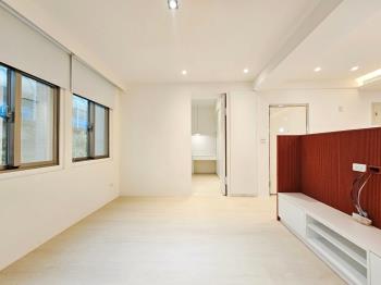 中山國中美裝黃金三樓