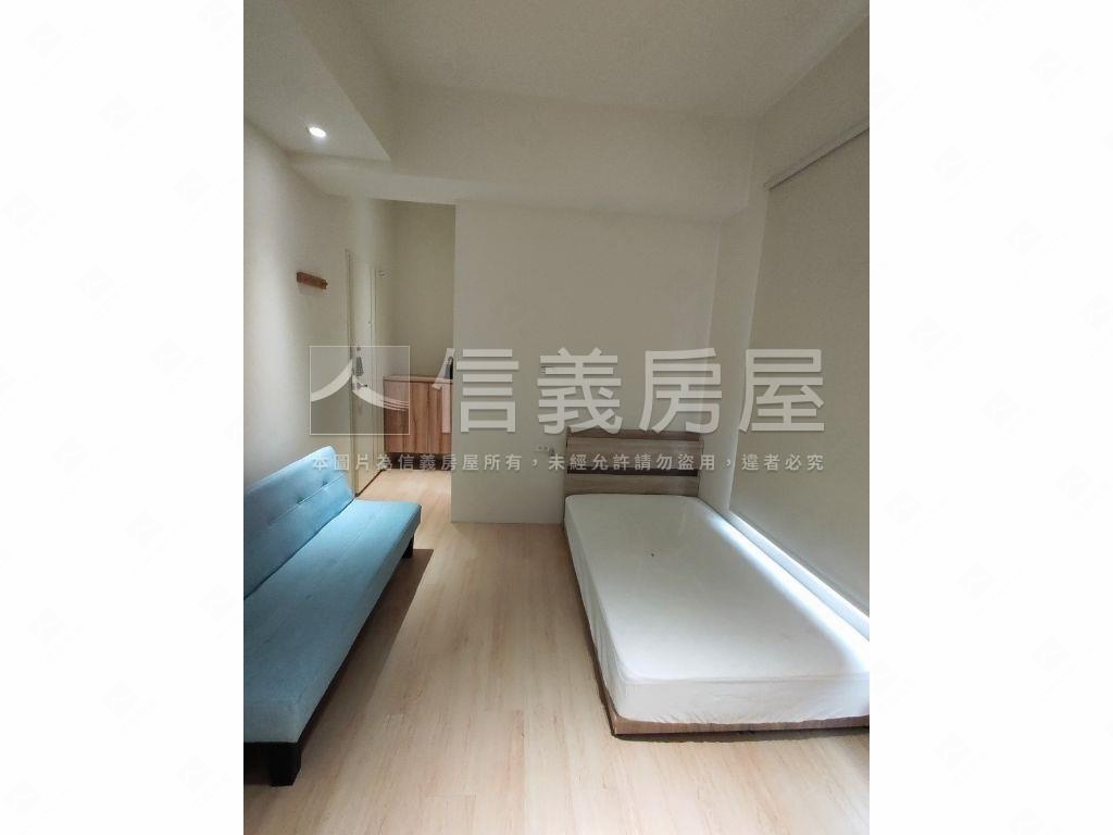 忠孝世紀房屋室內格局與周邊環境