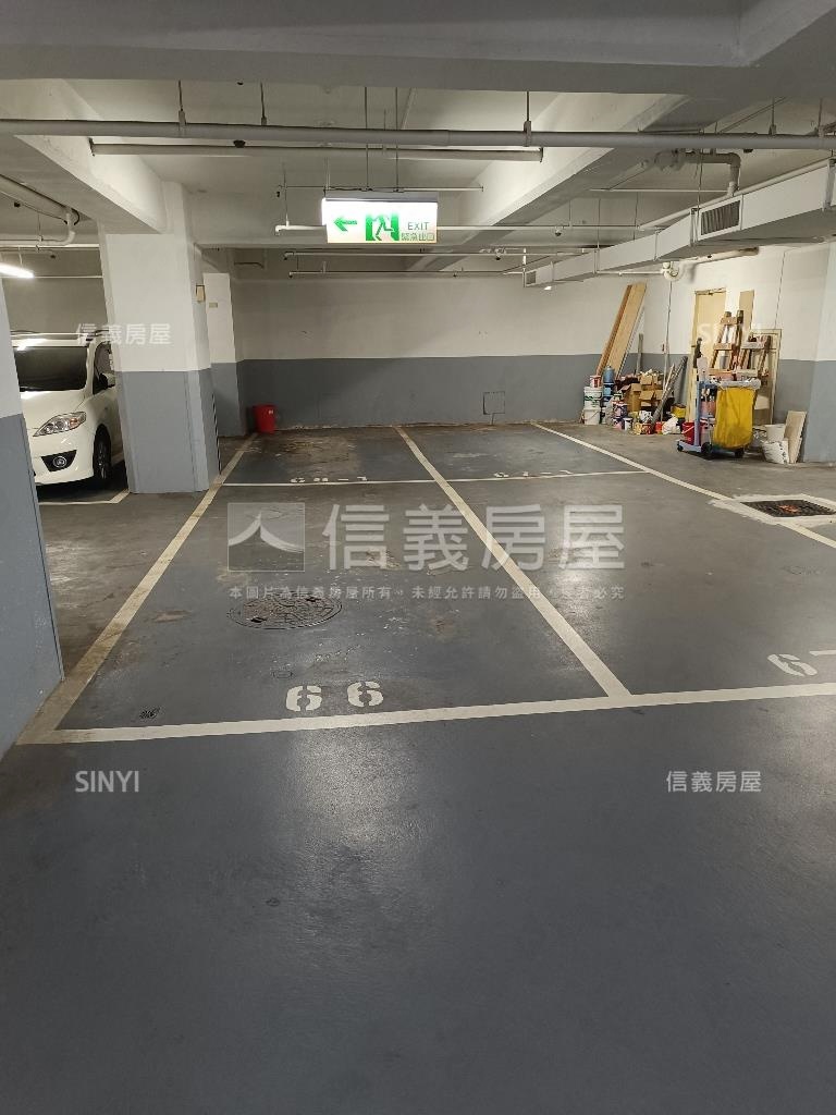 專任～南港展覽館鼎峰四房房屋室內格局與周邊環境