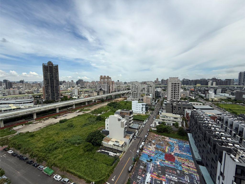 華太怡人高樓層三房雙車房屋室內格局與周邊環境