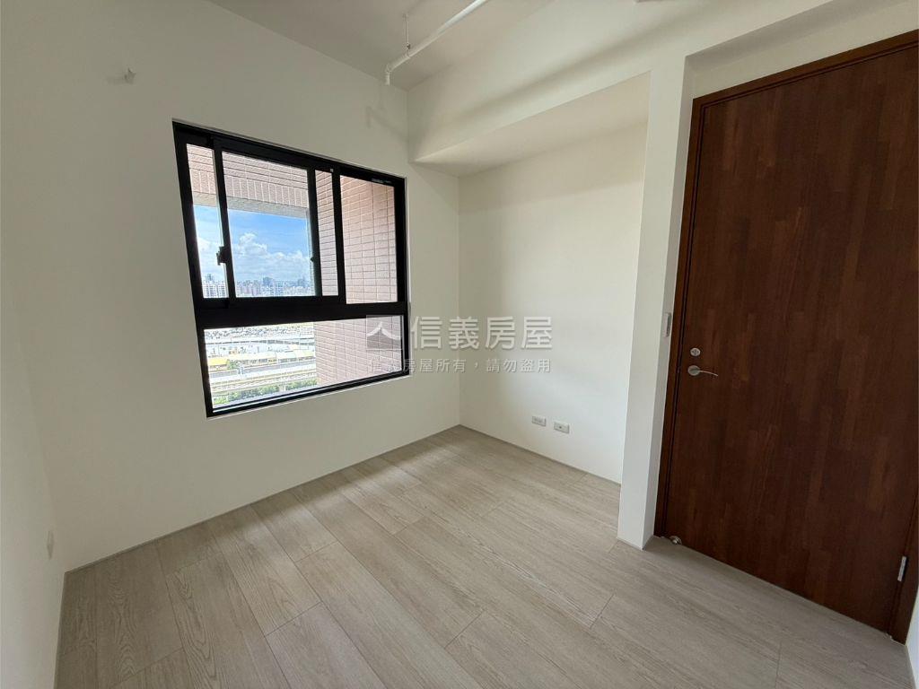 華太怡人高樓層三房雙車房屋室內格局與周邊環境
