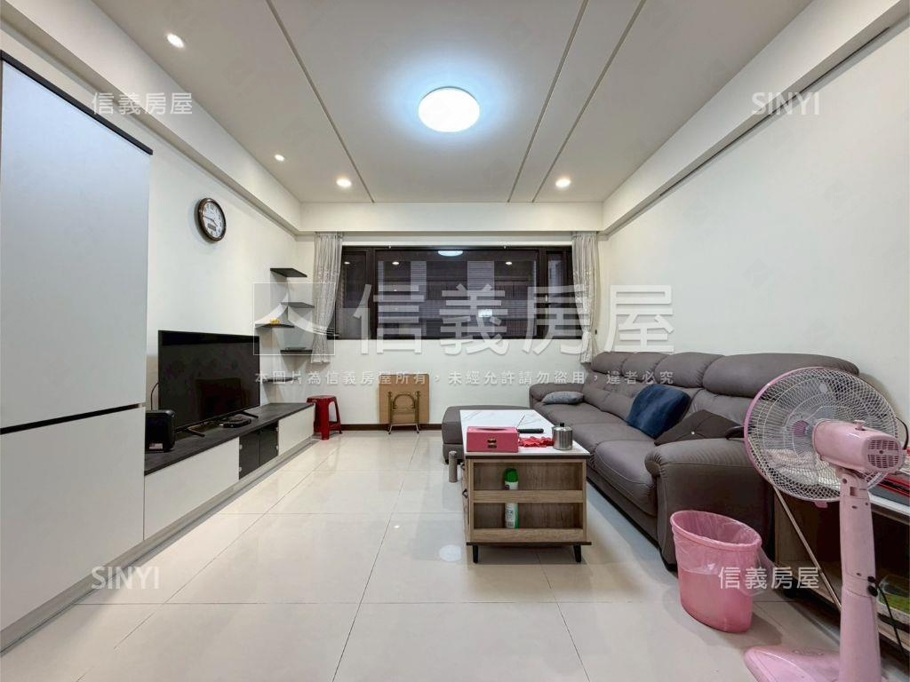 英倫雙星精美三房房屋室內格局與周邊環境