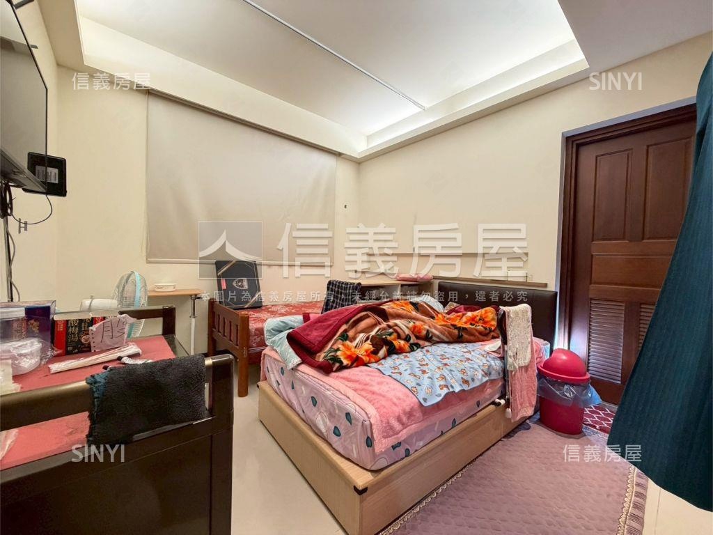 英倫雙星精美三房房屋室內格局與周邊環境