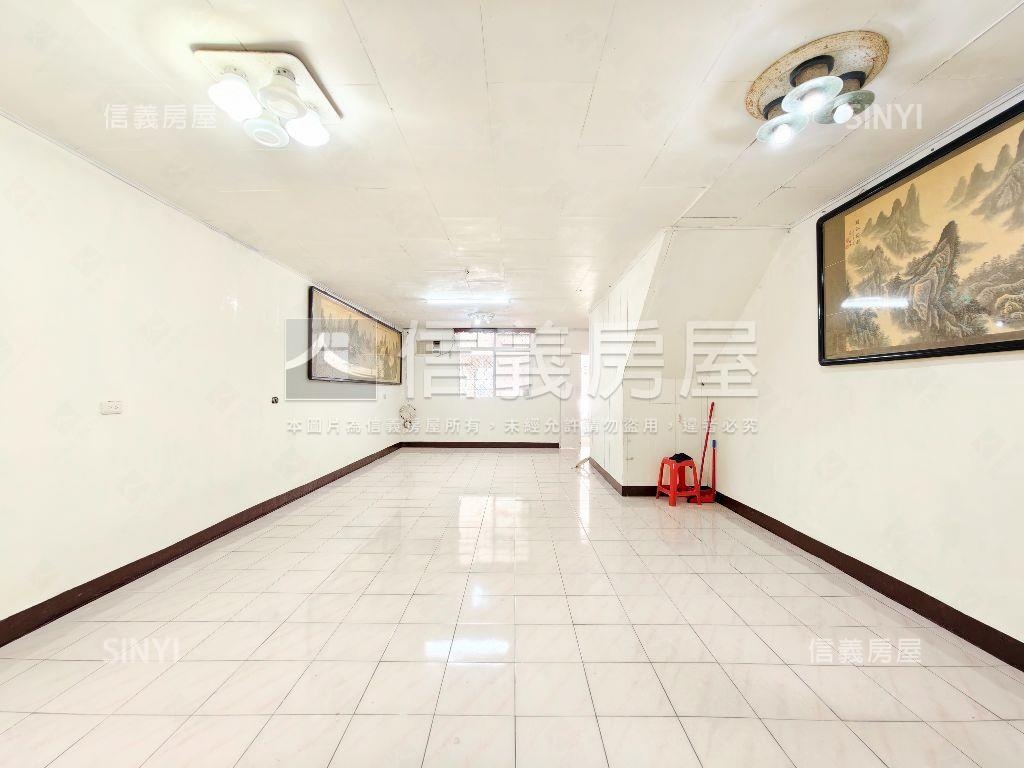 近八擴便宜透天房屋室內格局與周邊環境