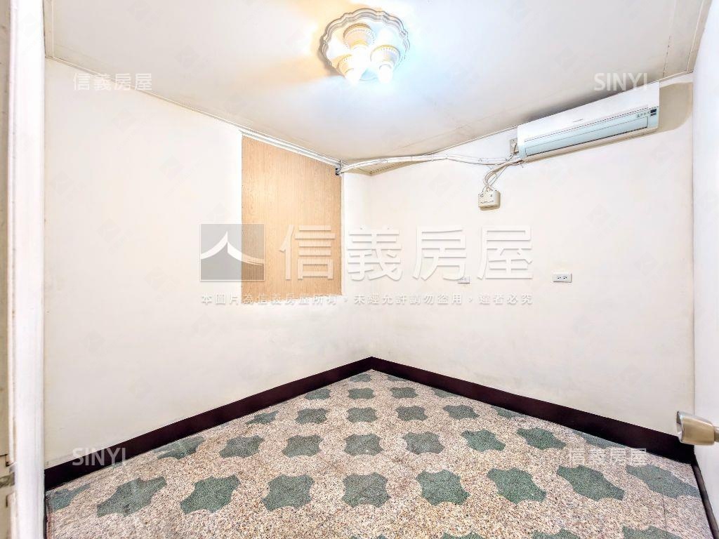 近八擴便宜透天房屋室內格局與周邊環境