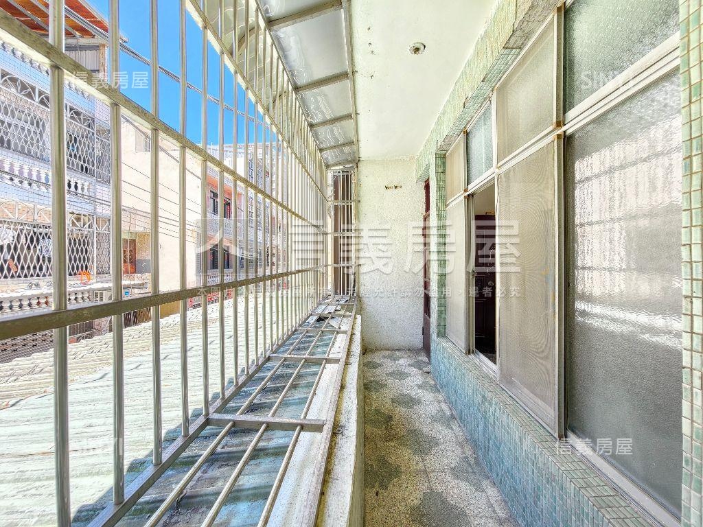 近八擴便宜透天房屋室內格局與周邊環境