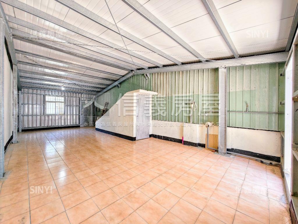 近八擴便宜透天房屋室內格局與周邊環境