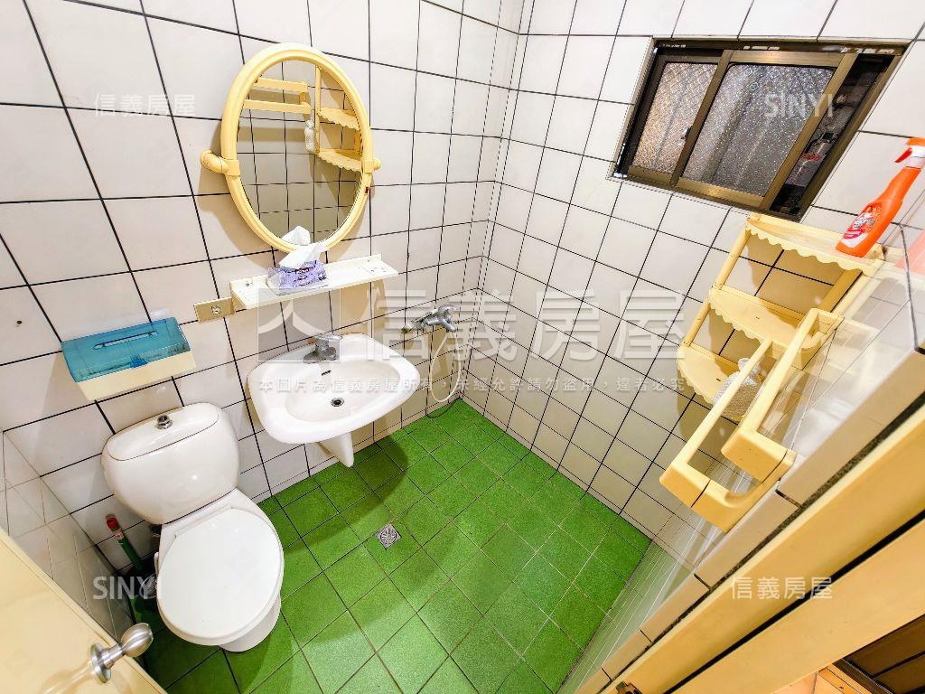 近八擴便宜透天房屋室內格局與周邊環境
