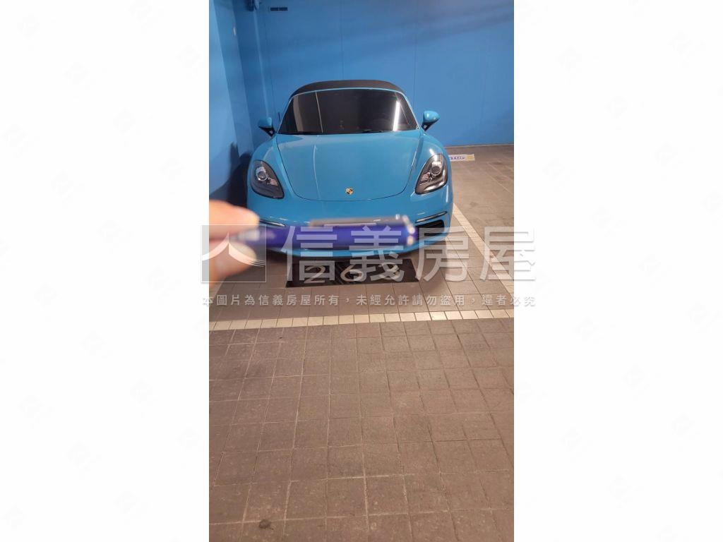 亞灣輕豪宅海景高樓＋平車房屋室內格局與周邊環境