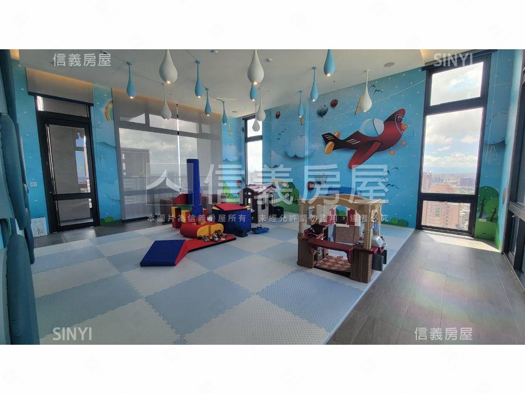 亞灣輕豪宅海景高樓＋平車房屋室內格局與周邊環境