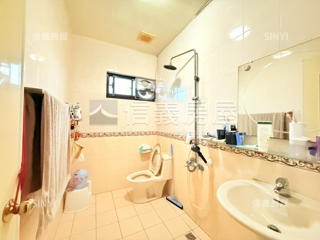 日光荷堤高樓景觀美屋房屋室內格局與周邊環境