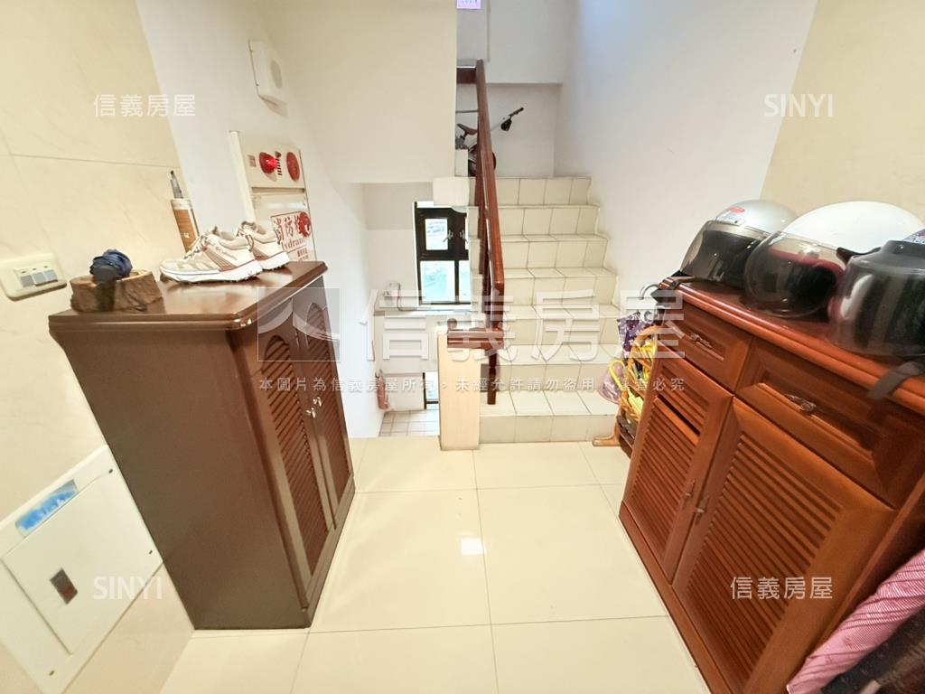 日光荷堤高樓景觀美屋房屋室內格局與周邊環境