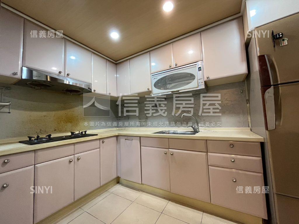 內湖綠大地獨棟別墅房屋室內格局與周邊環境