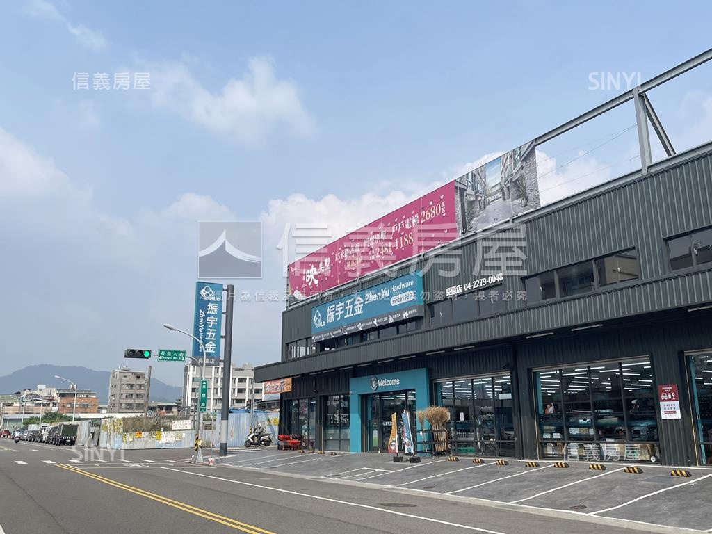 長億震後約二十米活路店墅房屋室內格局與周邊環境