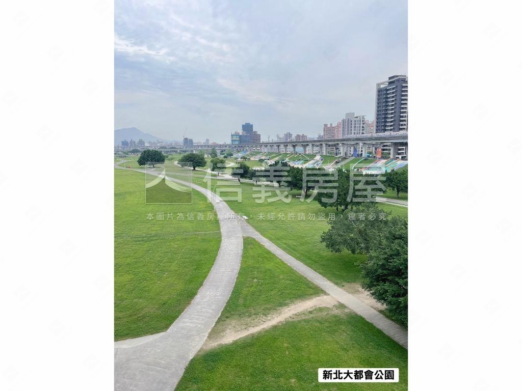 ★誠售☆繽麗優質兩房車位房屋室內格局與周邊環境