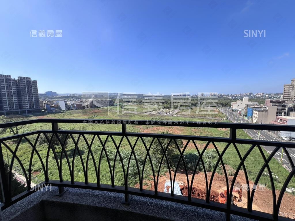 南勢鼎藏璞麗二期兩房車位房屋室內格局與周邊環境