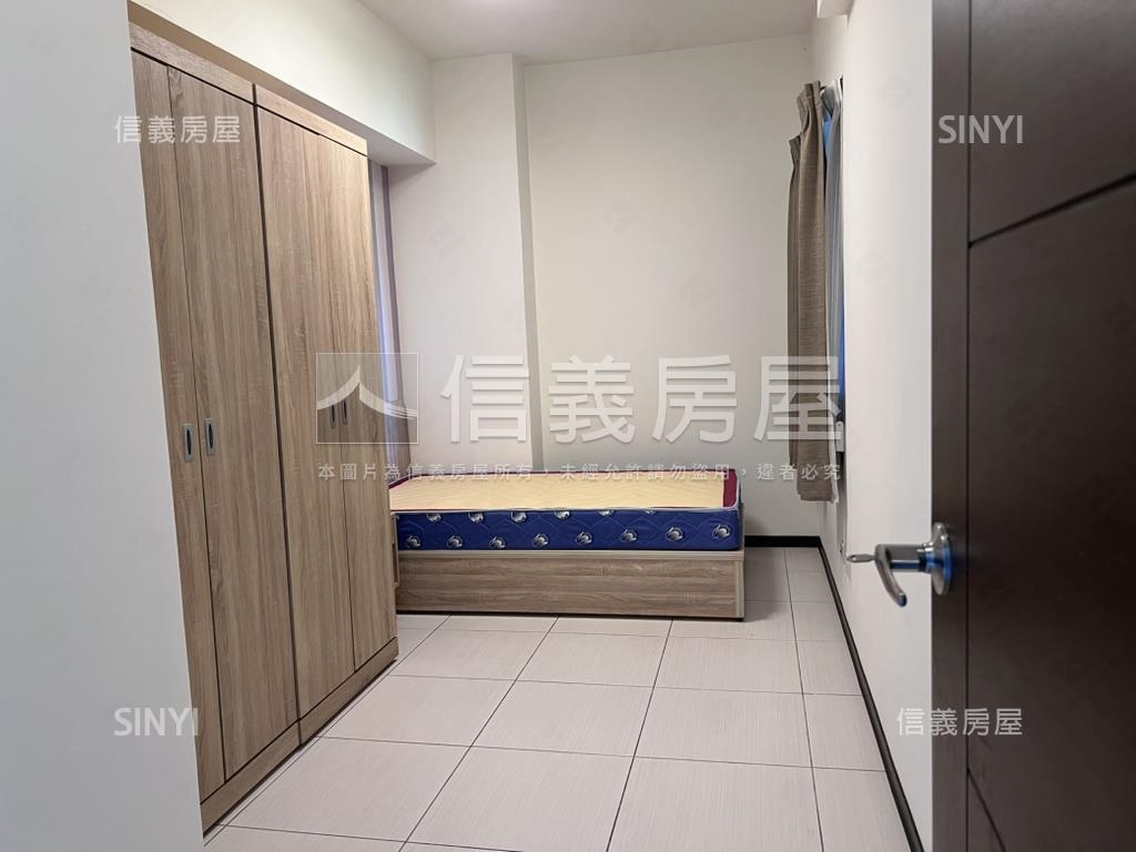 南勢鼎藏璞麗二期兩房車位房屋室內格局與周邊環境