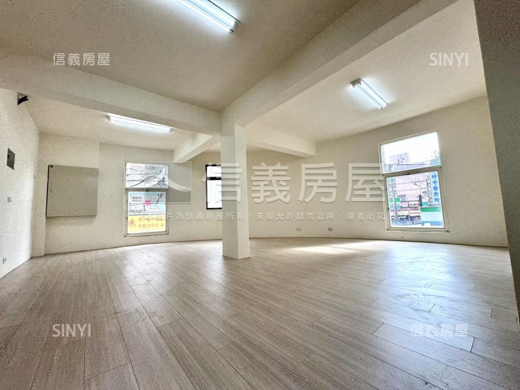 福州二街邊間２樓公寓房屋室內格局與周邊環境