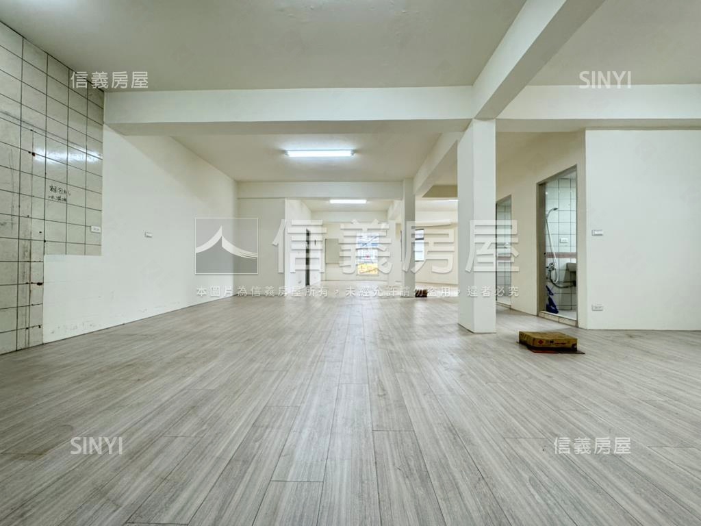 福州二街邊間２樓公寓房屋室內格局與周邊環境