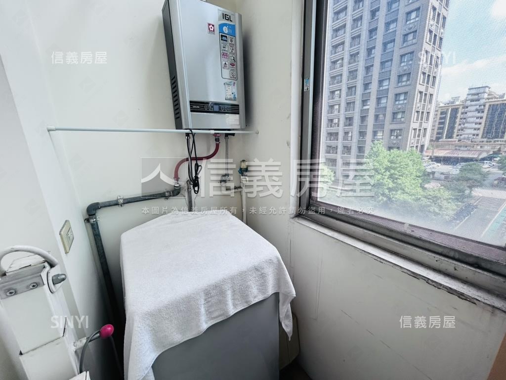找到了！捷運挑高基泰建設房屋室內格局與周邊環境
