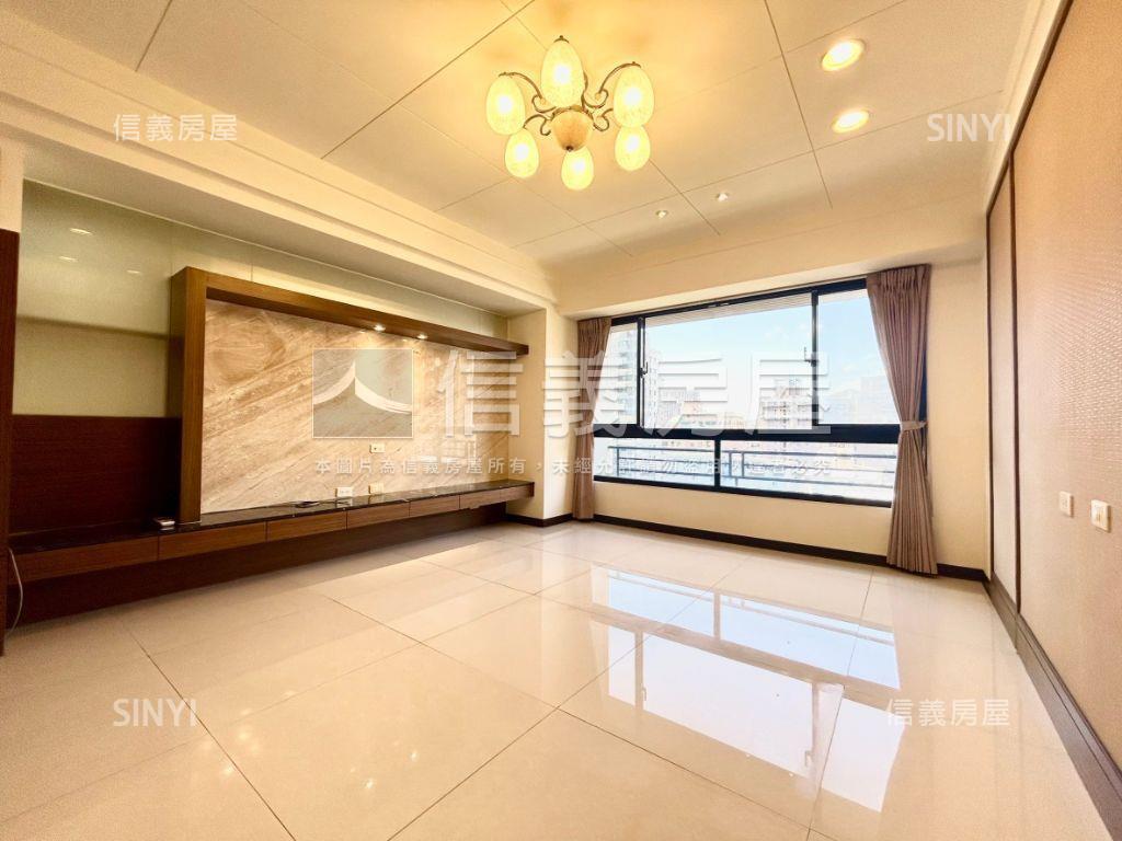 西區高樓四房平車面河畔房屋室內格局與周邊環境